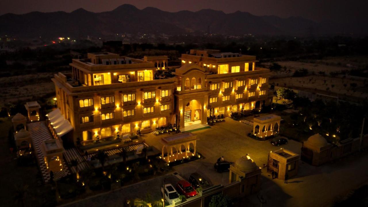 Sahdev Bagh Hotel พุชการ์ ภายนอก รูปภาพ