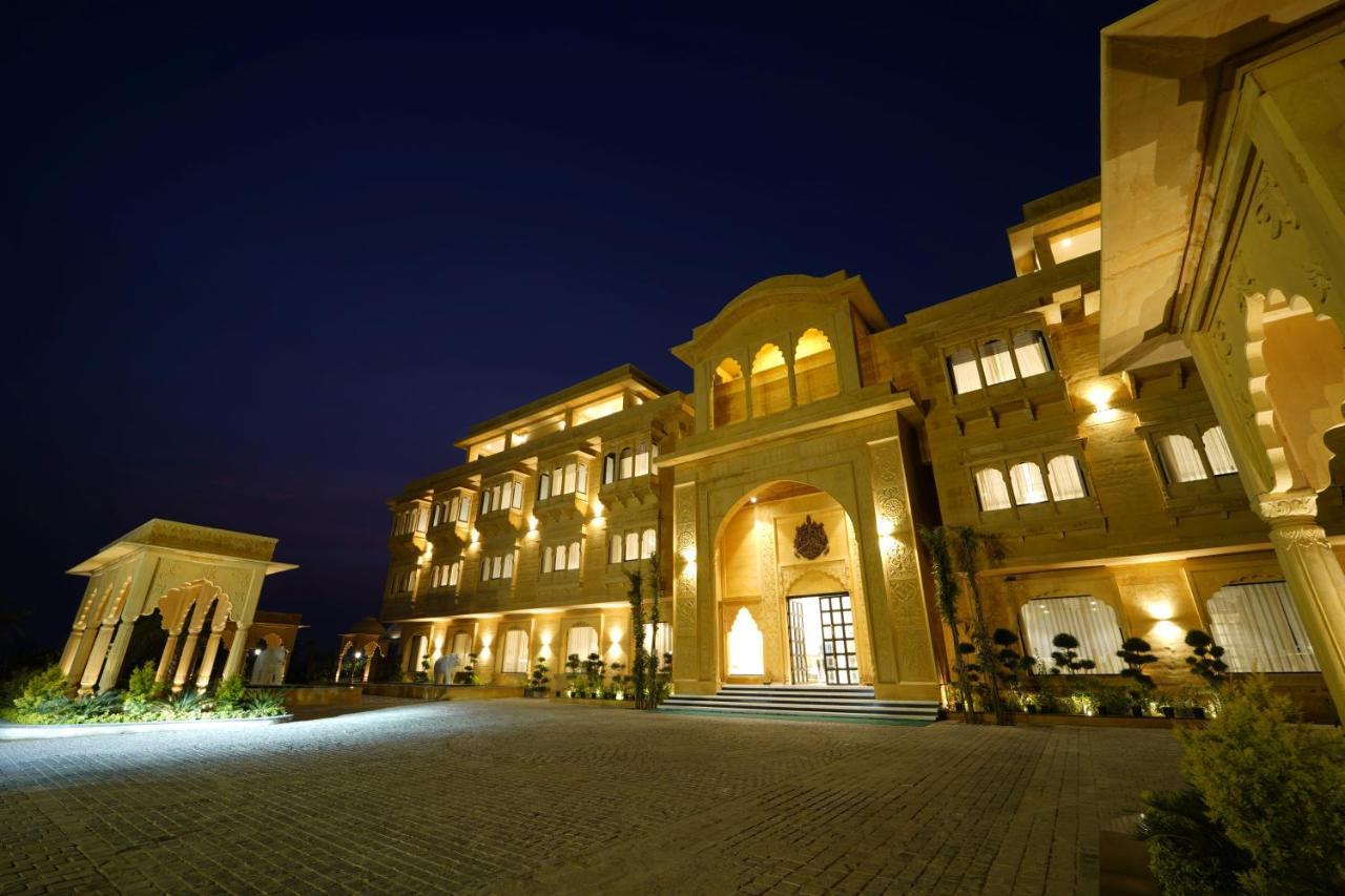 Sahdev Bagh Hotel พุชการ์ ภายนอก รูปภาพ