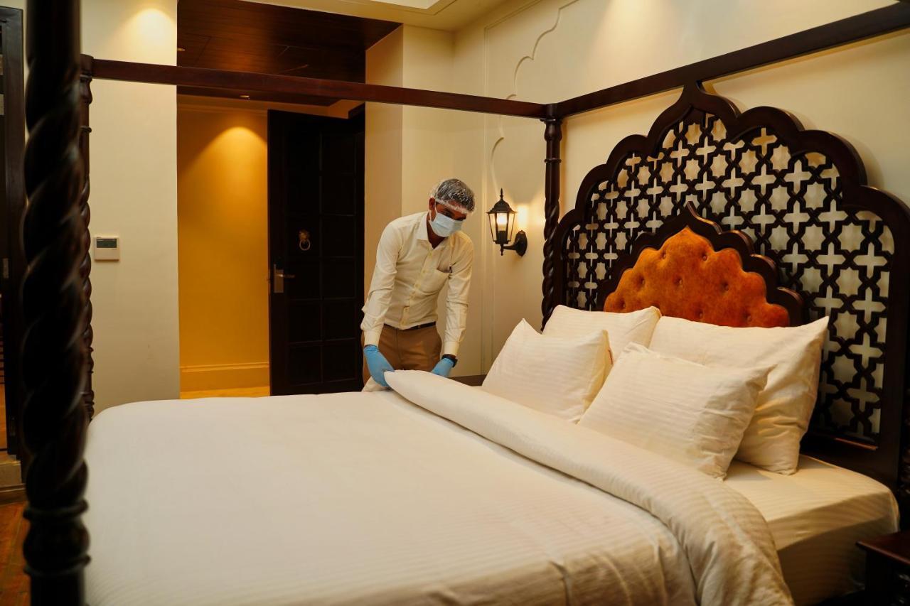 Sahdev Bagh Hotel พุชการ์ ภายนอก รูปภาพ